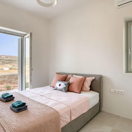 Villa Tiga - Spacious Getaway *